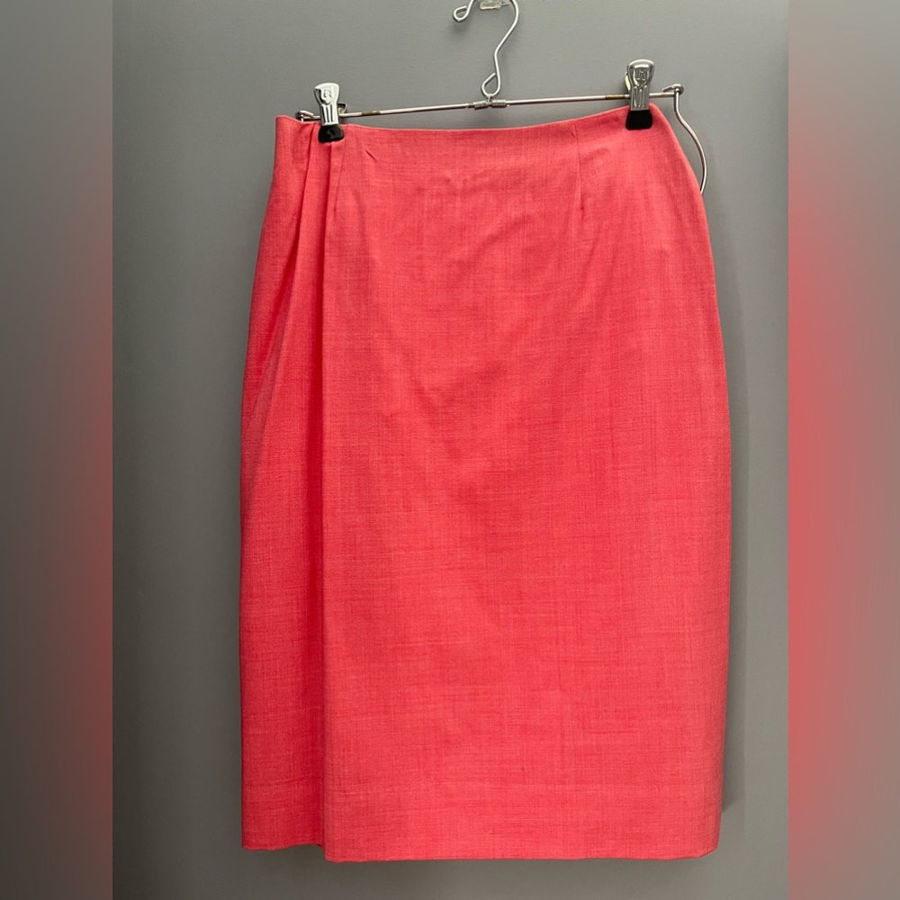 Coral rayon lined skirt size 2 back split